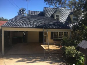 How to find a trustable roof repair contractor in your local area?